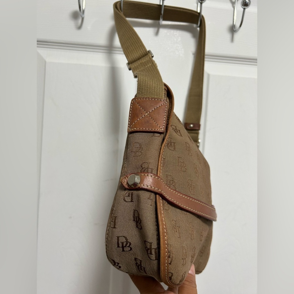 Dooney & Bourke VTG Brown Crossbody Bag - Picture 3 of 9